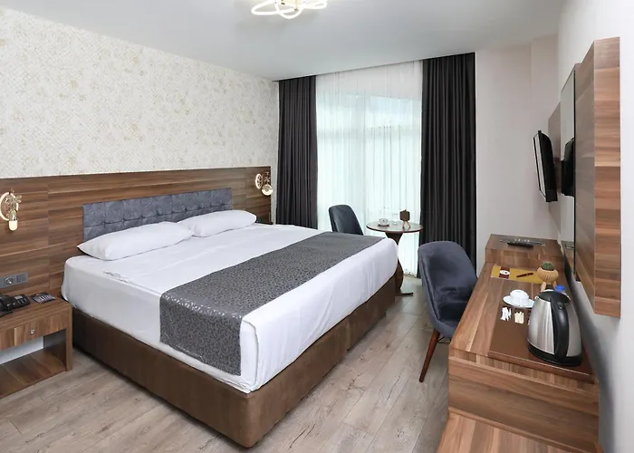 Taskoeprue 4* Adana
